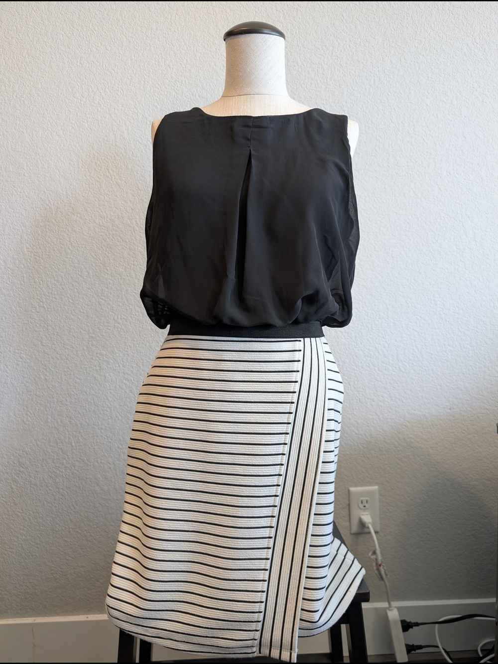 Speechless Sz M Black Blouson Top with Ivory & Black Striped A-Line Skirt